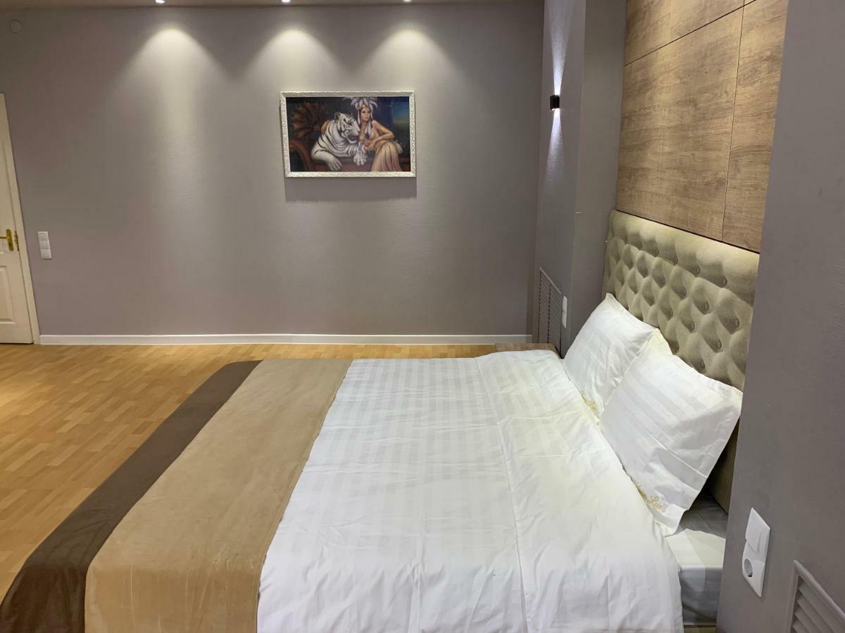 Kemer Lux Astana Exterior photo